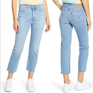 Levi’s Wedgie High Waist Raw Hem 28